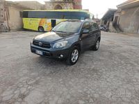 Usata Toyota RAV4 136 CV (100 kW) 2009 Grigio SUV