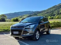 Usata Ford Kuga Titanium 150 CV (110 kW) 2015 Grigio SUV