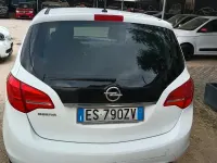 Usata Opel Meriva 120 CV (88 kW) 2013 Bianco Monovolume