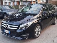 Usata Mercedes B200 Premium 136 CV (100 kW) 2018 Nero Monovolume