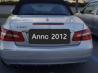 Usata Mercedes E250 2012 Grigio Cabrio