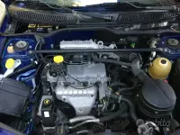 Usata Renault Mégane 90 CV (66 kW) 1998 Bluazzurro
