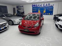 Usata Toyota Aygo 68 CV (50 kW) 2007 Rosso Utilitaria