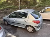Usata Peugeot 206 2002 Blu Berlina