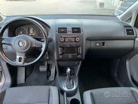 Usata VW Touran Comfortline 105 CV (77 kW) 2011 Grigio ardesia Monovolume