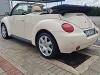 Usata VW New Beetle 100 CV (73 kW) 2004 Bianco Utilitaria