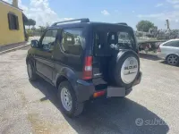 Usata Suzuki Jimny 82 CV (60 kW) 2004 Nero SUV