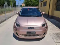 Usata Fiat 500e Icon 42 kW (58 CV) 2022 Lilla Utilitaria