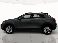 Usata VW T-Roc Life 150 CV (110 kW) 2025 Indium grey metallizzato nero SUV