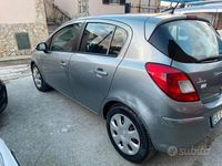 Usata Opel Corsa 75 CV (55 kW) 2012 Grigio Utilitaria
