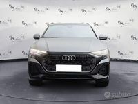 Usata Audi Q8 Comfort 231 CV (169 kW) 2025 Grigio SUV