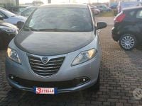 Usata Lancia Ypsilon 85 CV (62 kW) 2013 Grigio Utilitaria