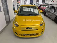 Nuova Fiat 500 65 CV (47 kW) 2026 Yellow gold Berlina