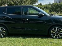 Usata Ssangyong (KGM) Tivoli 116 CV (85 kW) 2016 Nero SUV