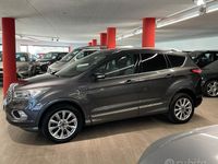 Usata Ford Kuga Vignale 179 CV (131 kW) 2019 Grigio SUV