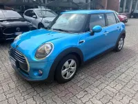 Usado Mini Cooper 136 HP (100 kW) 2019 Azul Citadino