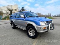 Usata Mitsubishi L 2000 Blu SUV