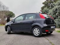 Usata Fiat Punto Lounge 69 CV (50 kW) 2017 Nero Utilitaria