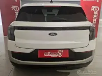 Usata Ford Explorer Extended Range 88 kW (121 CV) 2025 Bianco SUV
