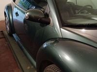 Usata VW New Beetle Cabriolet 116 CV (85 kW) 2003 Verde Cabrio