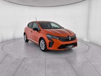 Usata Renault Clio V Evolution 67 CV (49 kW) 2024 Orange valencia Berlina