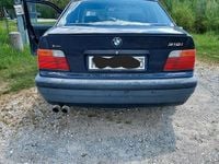 Usata BMW 318 116 CV (85 kW) 1992 Blu Berlina