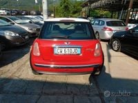 Usata Mini One D 75 CV (55 kW) 2005 Rosso Utilitaria