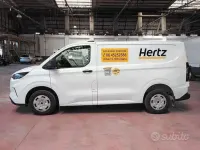 Usata Ford Transit Custom Trend 136 CV (100 kW) 2024 Frozen white Furgone