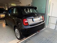 Gebraucht Fiat 500e Action 69 kW (95 PS) 2022 Schwarz Kleinwagen
