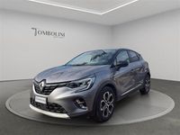 Usata Renault Captur Techno 145 CV (106 kW) 2023 Grigio scuro SUV
