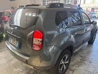 Usata Dacia Duster Lauréate 110 CV (80 kW) 2017 Grigio SUV
