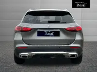 Usata Mercedes GLA200 150 CV (110 kW) 2020 Grigio medio metallizzato SUV