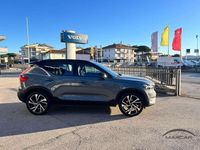 Usata Volvo XC40 R-Design 163 CV (119 kW) 2022 Grigio SUV