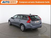 Usata Volvo V60 Kinetic 149 CV (109 kW) 2018 Grigio Station wagon