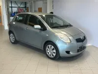 Usata Toyota Yaris 69 CV (50 kW) 2006 Grigio Berlina