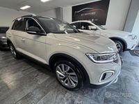 Usata VW T-Roc R-line 116 CV (85 kW) 2022 Beige SUV