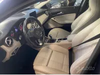 Usata Mercedes A180 109 CV (80 kW) 2016 Blu Utilitaria