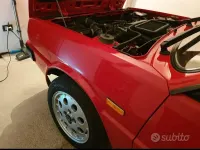 Usata Lancia Delta 140 CV (102 kW) 1991 Rosso Utilitaria