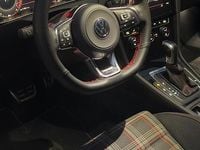 Begagnad VW Golf VIII GTI 245 HK (180 kW) 2022 Vit Sedan