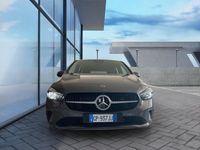 Usata Mercedes B180 Advanced 116 CV (85 kW) 2023 Grigio montagna ; Utilitaria