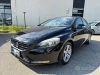Usata Volvo V40 Kinetic 116 CV (85 kW) 2014 Nero Berlina