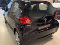 Usata Toyota Aygo Sol 68 CV (50 kW) 2007 Grigio Utilitaria