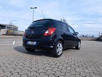Usata Opel Corsa 75 CV (55 kW) 2011 Nero Utilitaria