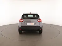 Usata Renault Captur Zen 90 CV (66 kW) 2017 Grigio SUV
