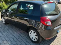 Usata Renault Clio 75 CV (55 kW) 2011 Nero Utilitaria