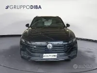 Usata VW Touareg 286 CV (210 kW) 2023 Nero SUV