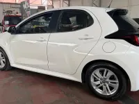 Usata Toyota Yaris Hybrid Business Edition 92 CV (67 kW) 2021 Bianco Berlina