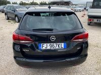 Usata Opel Astra Business 110 CV (80 kW) 2017 Nero Station wagon
