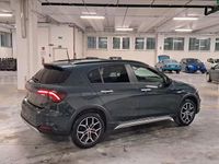 Usata Fiat Tipo Cross 99 CV (72 kW) 2023 Verde Berlina