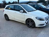 Usata Mercedes B180 Executive 109 CV (80 kW) 2015 Bianco Monovolume
